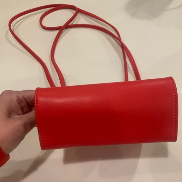 Telfar Red Crossbody Bag - never used - Picture 6 of 7